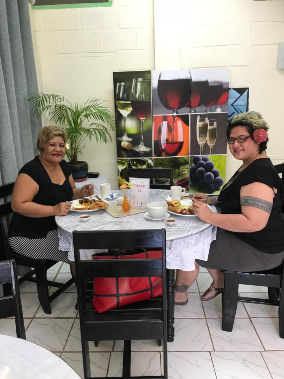 אפיה Moatoga Hotel מראה חיצוני תמונה
