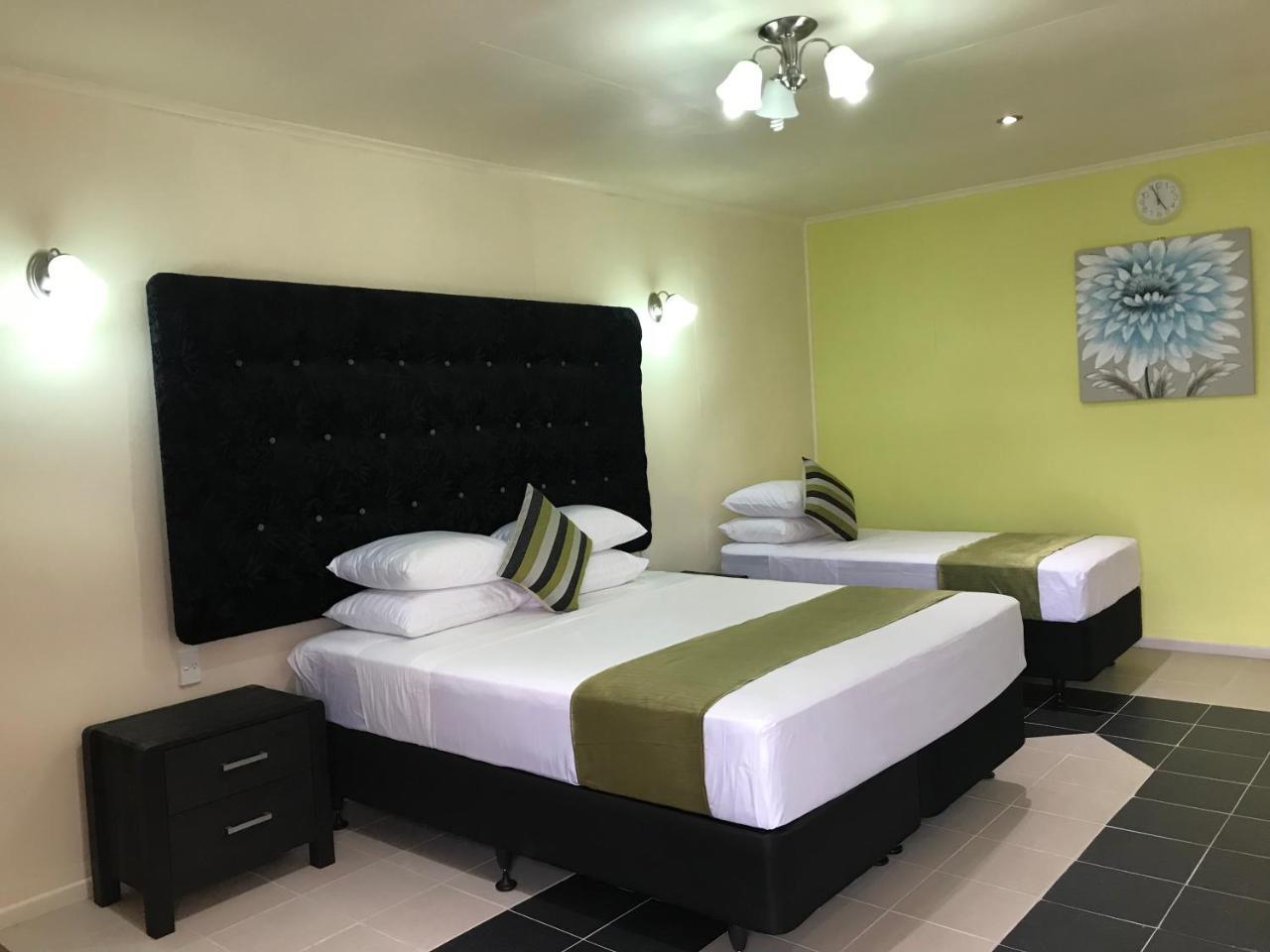 אפיה Moatoga Hotel מראה חיצוני תמונה